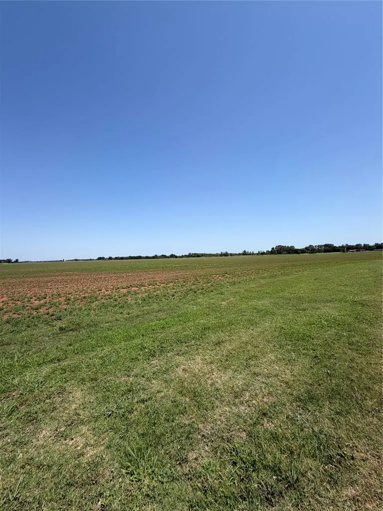 Photo 12 — 101 4th Street, Maysville, OK 73057