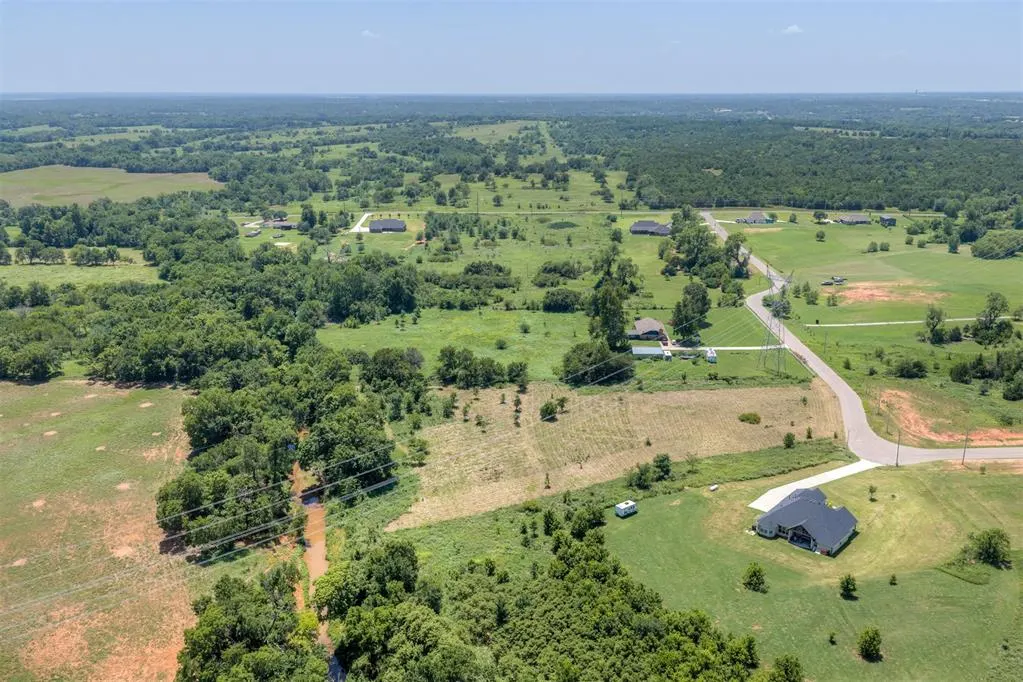 Photo 7 — 16100 Bohon Way, Norman, OK 73026