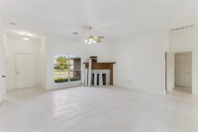 Photo 4 — 1833 Parkridge Drive, Norman, OK 73071