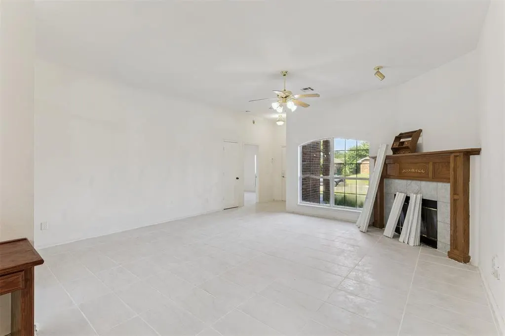 Photo 5 — 1833 Parkridge Drive, Norman, OK 73071