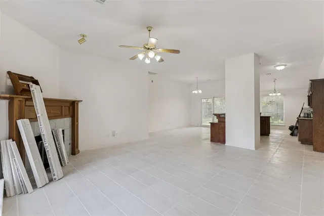 Photo 6 — 1833 Parkridge Drive, Norman, OK 73071