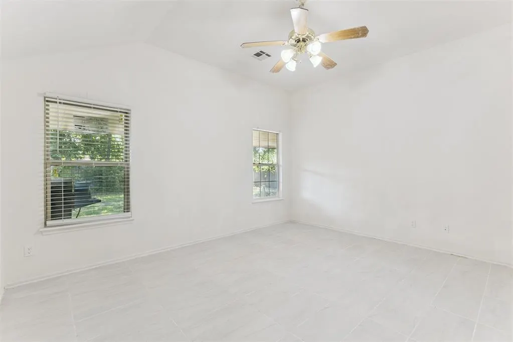 Photo 17 — 1833 Parkridge Drive, Norman, OK 73071