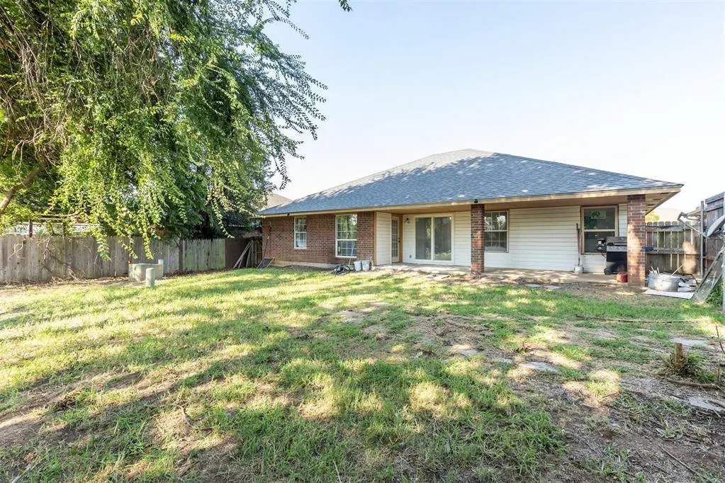 Photo 34 — 1833 Parkridge Drive, Norman, OK 73071