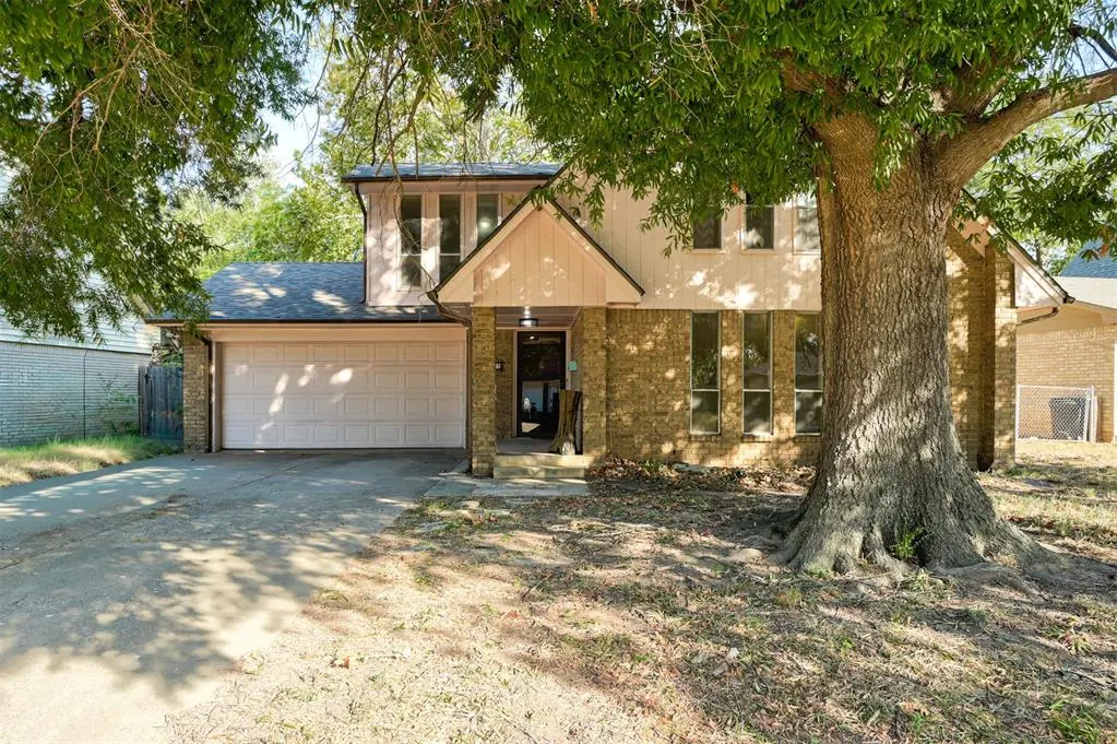 Front exterior — 1519 Charles Street, Norman, OK 73069