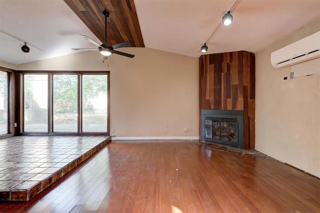 Photo 8 — 1519 Charles Street, Norman, OK 73069