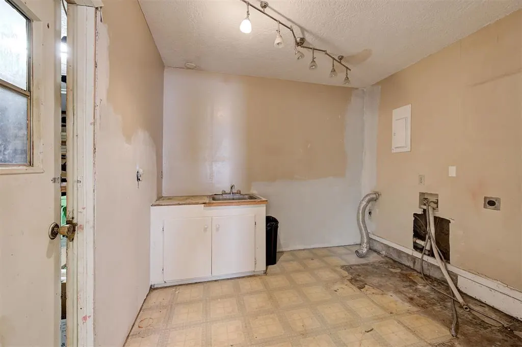 Photo 24 — 1519 Charles Street, Norman, OK 73069