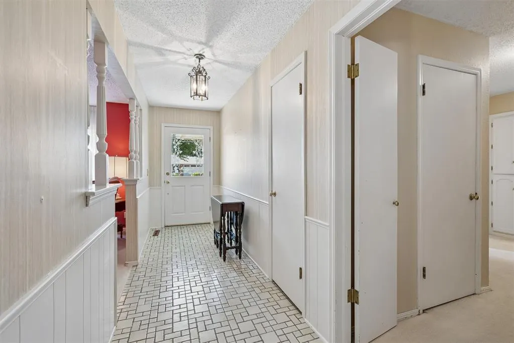 Photo 3 — 1305 Sims Avenue, Edmond, OK 73013