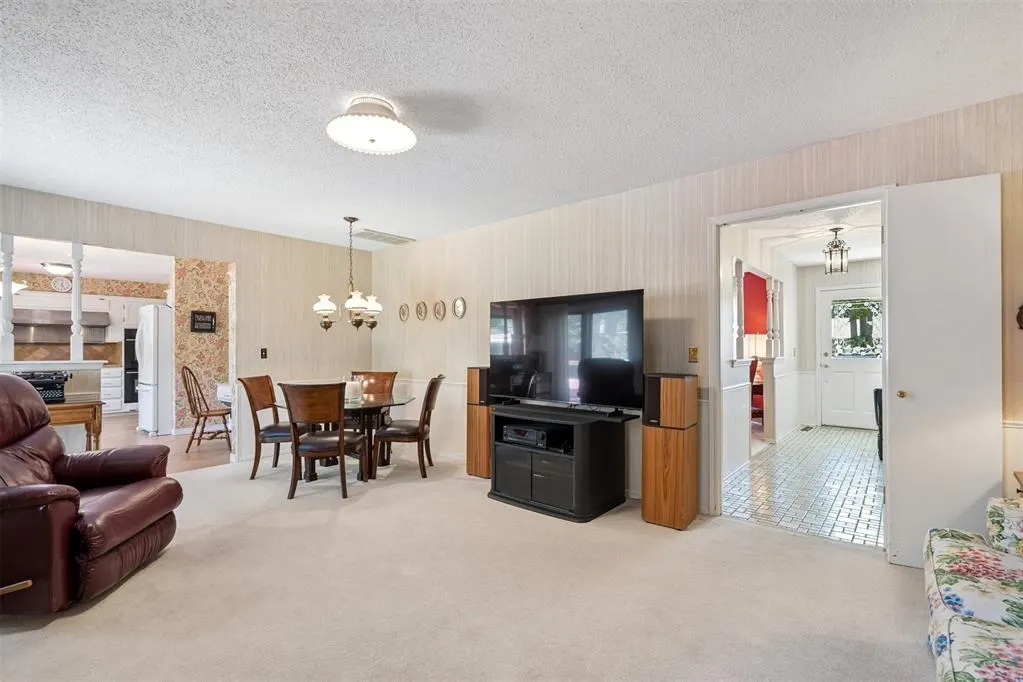 Photo 4 — 1305 Sims Avenue, Edmond, OK 73013