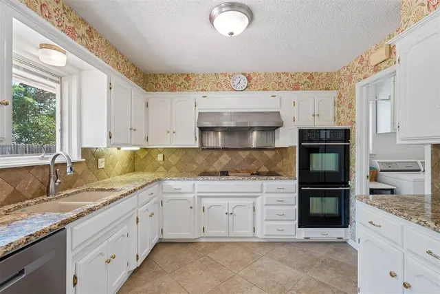 Photo 7 — 1305 Sims Avenue, Edmond, OK 73013