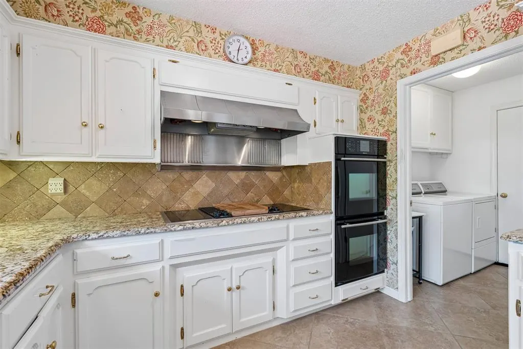 Photo 11 — 1305 Sims Avenue, Edmond, OK 73013
