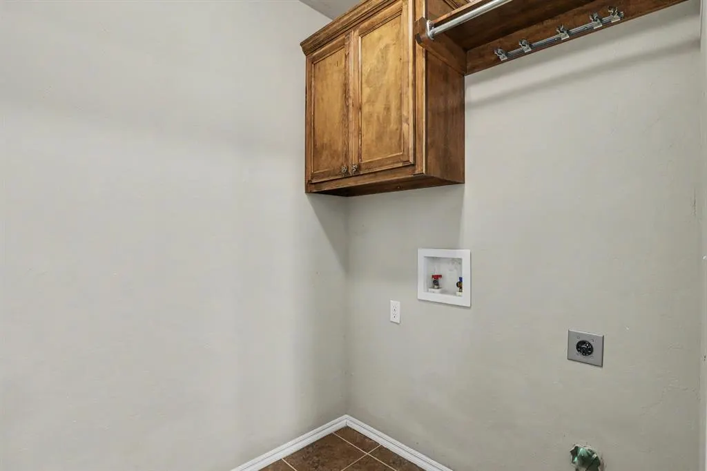 Photo 22 — 908 Denmark Street, Yukon, OK 73099