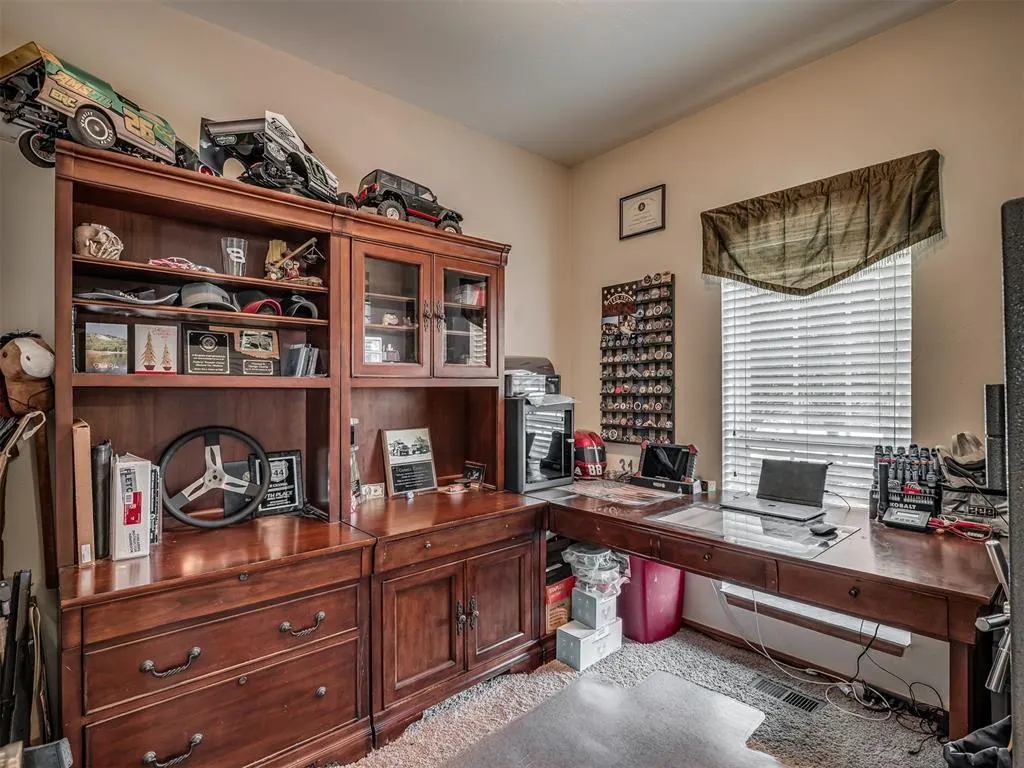 Photo 10 — 2324 SW 16th Street, Newcastle, OK 73065