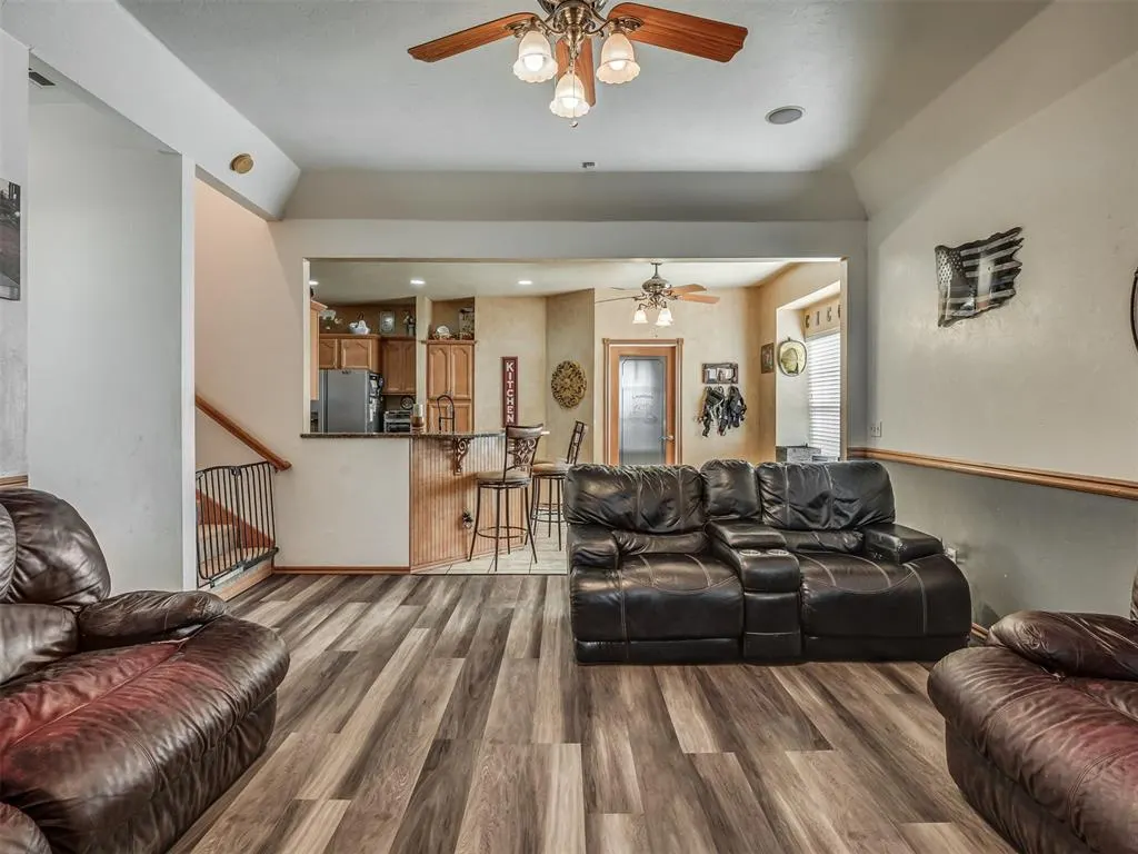 Photo 20 — 2324 SW 16th Street, Newcastle, OK 73065