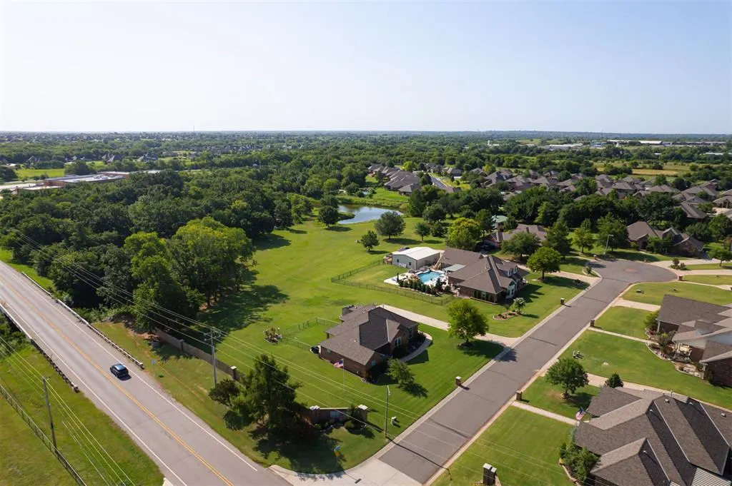 Photo 41 — 3500 Stratford Place, Moore, OK 73160