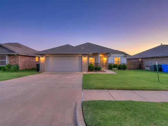 Photo 2 — 516 Talon Drive, Norman, OK 73072