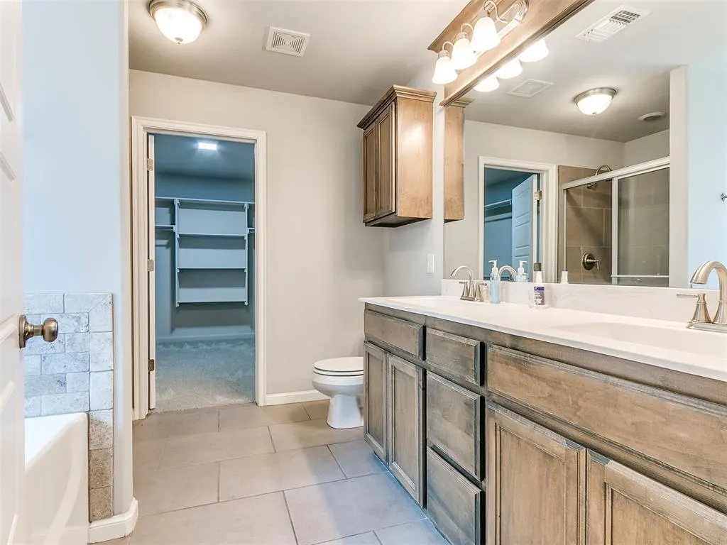 Photo 16 — 516 Talon Drive, Norman, OK 73072