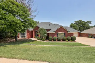 Sold home at 2301 Saint Annes Drive