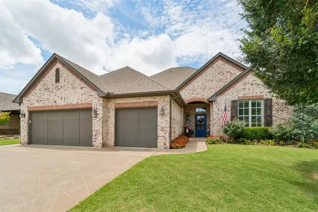 Photo 2 — 15313 Daybright Drive, Edmond, OK 73013