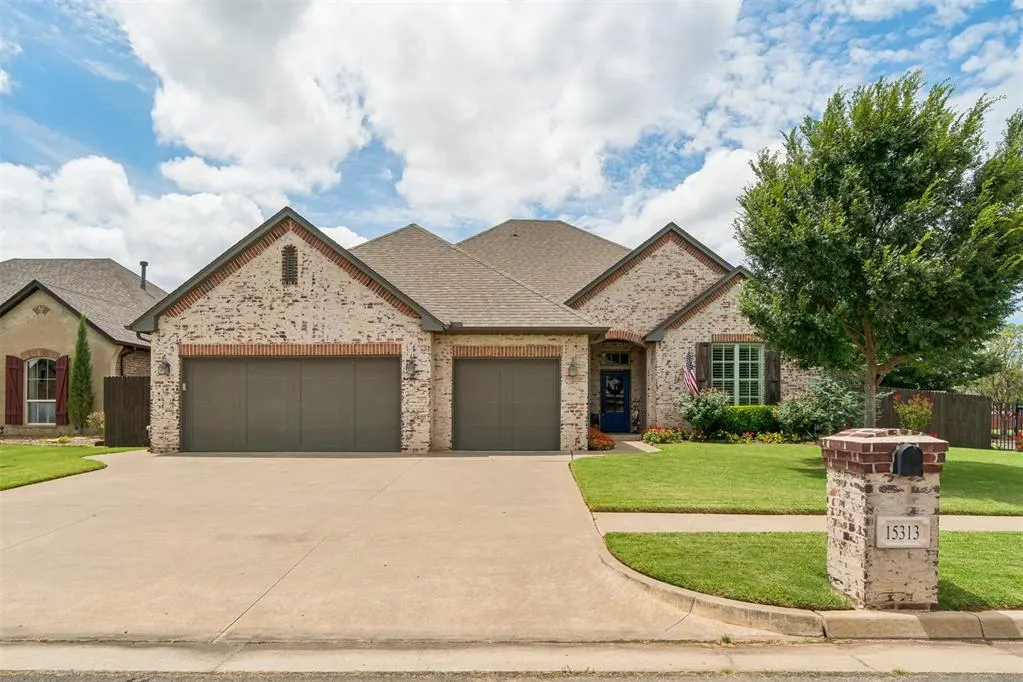 Front exterior — 15313 Daybright Drive, Edmond, OK 73013