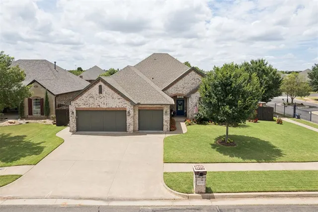 Photo 4 — 15313 Daybright Drive, Edmond, OK 73013