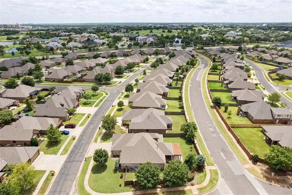Photo 50 — 15313 Daybright Drive, Edmond, OK 73013