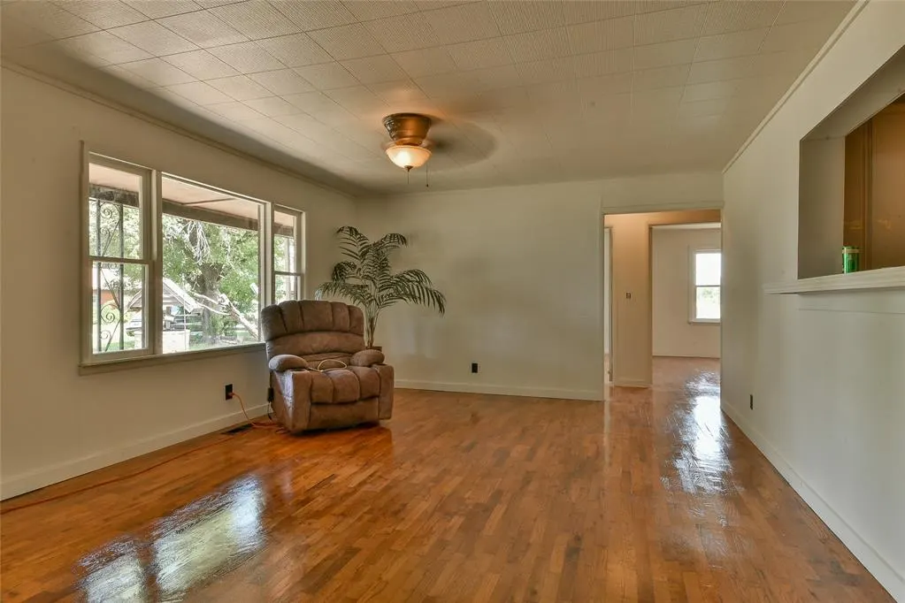 Photo 4 — 4220 SW 32nd Street, Oklahoma City, OK 73119