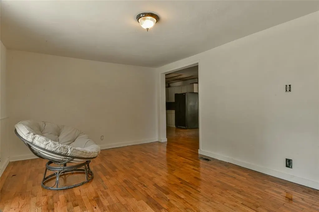 Photo 12 — 4220 SW 32nd Street, Oklahoma City, OK 73119