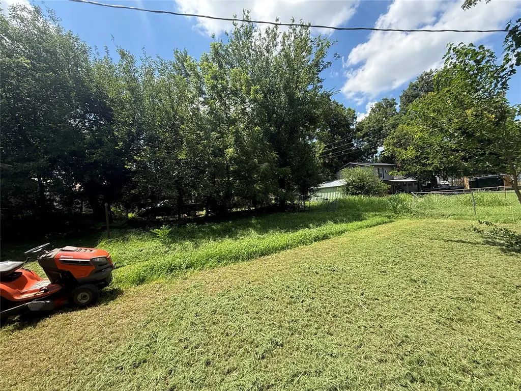Photo 4 — 108 W Lee Street, Coyle, OK 73027