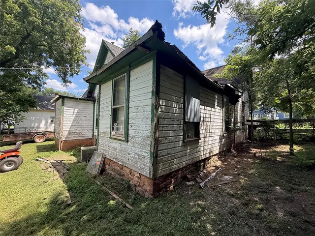 Photo 6 — 108 W Lee Street, Coyle, OK 73027