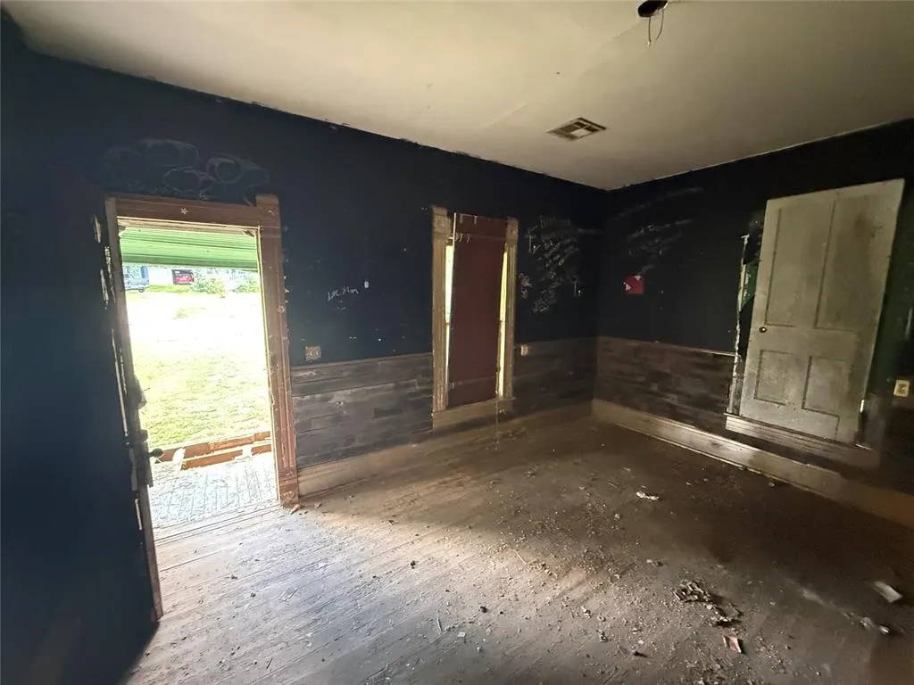 Photo 12 — 108 W Lee Street, Coyle, OK 73027