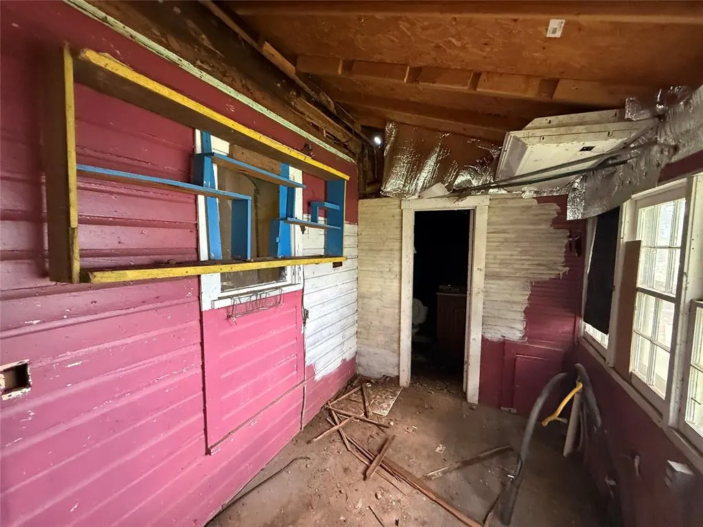 Photo 19 — 108 W Lee Street, Coyle, OK 73027