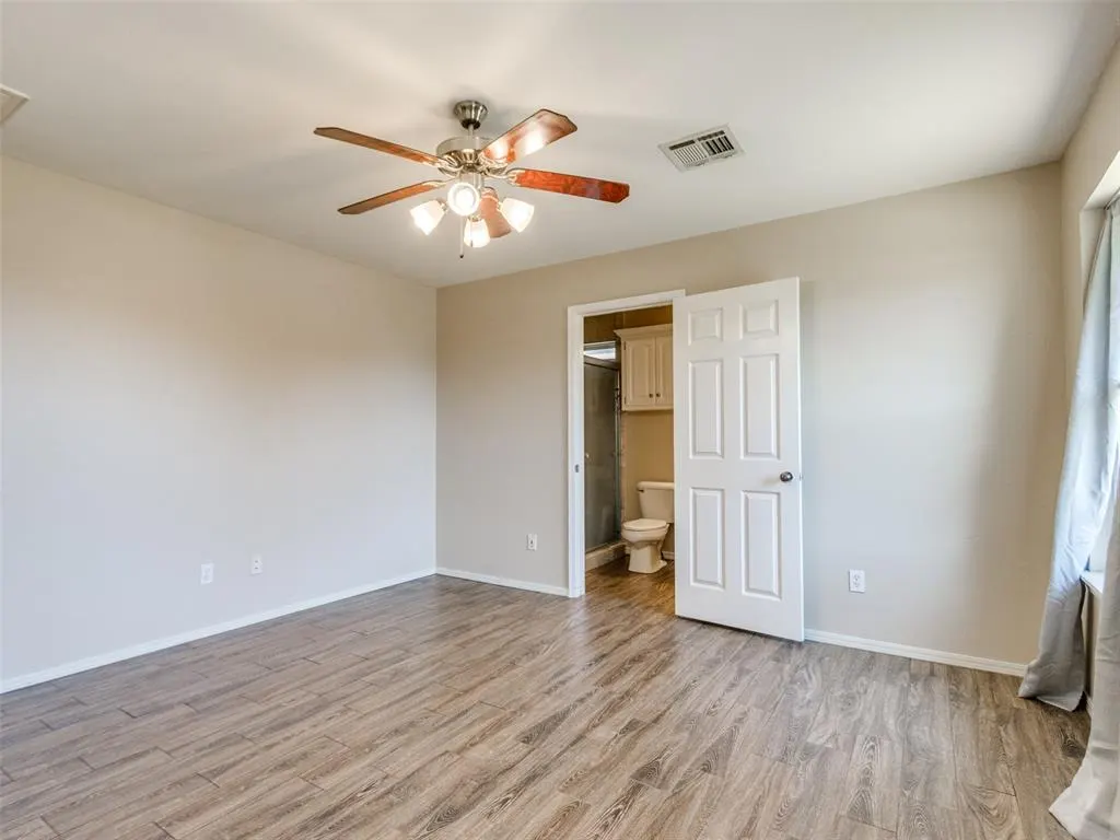 Photo 15 — 421 Madison Place Drive, Moore, OK 73160