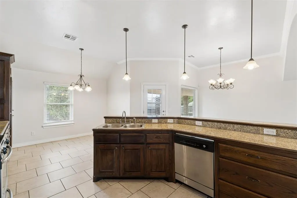Photo 17 — 3212 E Valley Meadow, Norman, OK 73071