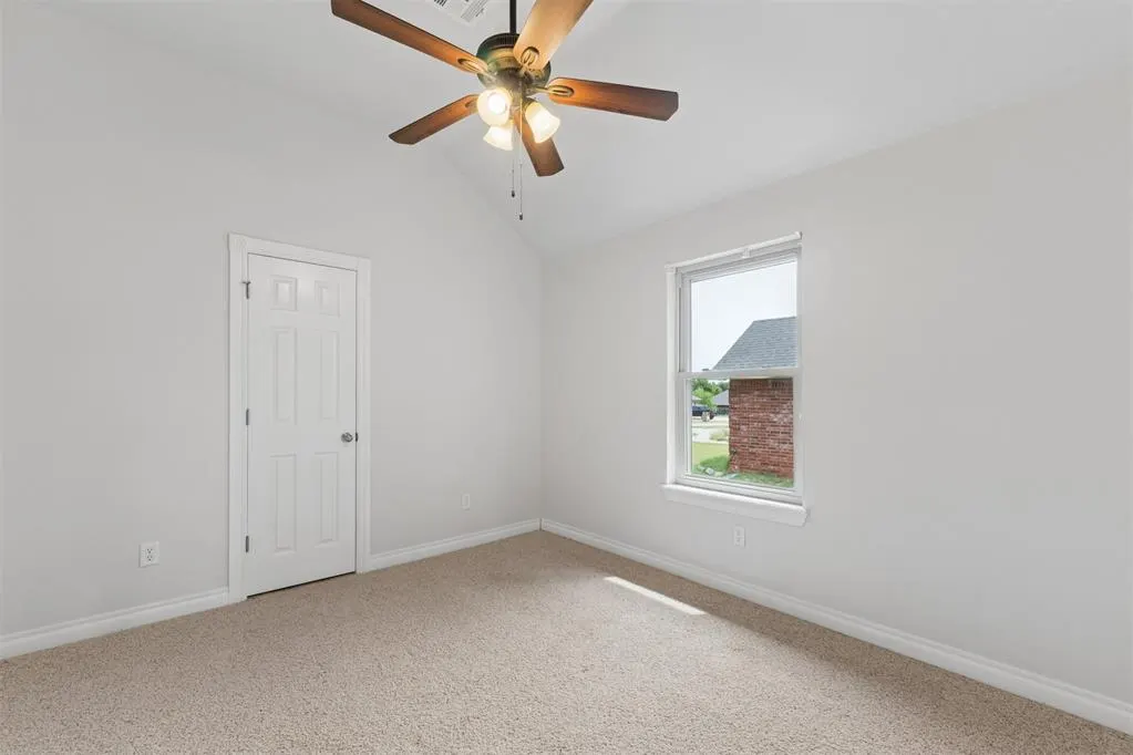 Photo 36 — 3212 E Valley Meadow, Norman, OK 73071