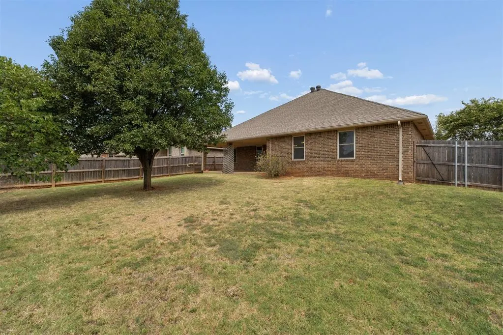 Photo 45 — 3212 E Valley Meadow, Norman, OK 73071