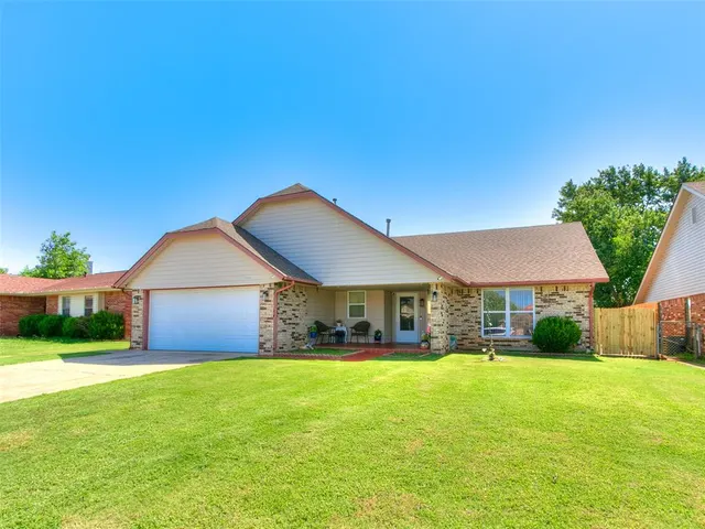 Photo 6 — 10134 Southridge Drive, Oklahoma City, OK 73159