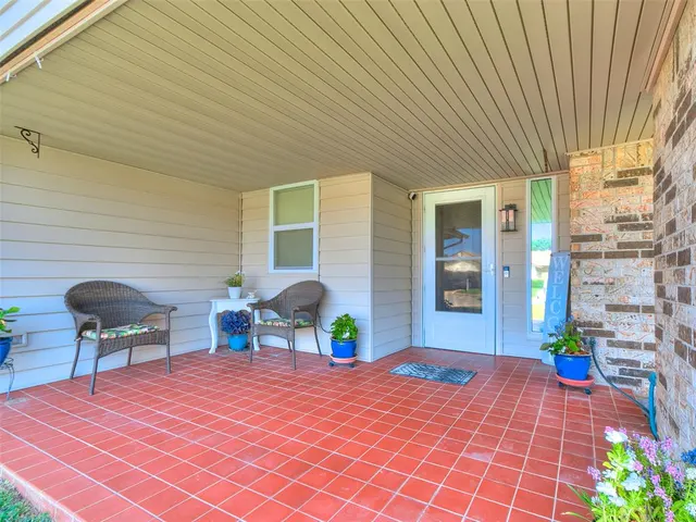 Photo 5 — 10134 Southridge Drive, Oklahoma City, OK 73159