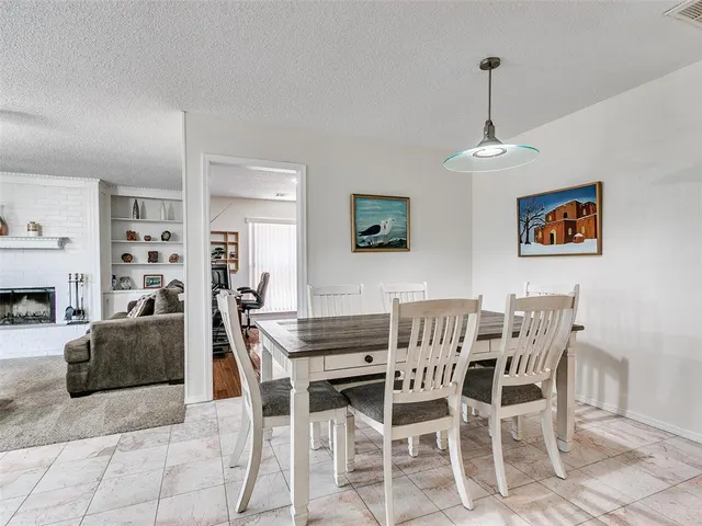 Photo 3 — 10134 Southridge Drive, Oklahoma City, OK 73159