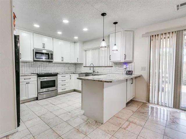 Photo 8 — 10134 Southridge Drive, Oklahoma City, OK 73159