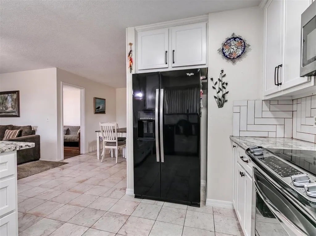 Photo 9 — 10134 Southridge Drive, Oklahoma City, OK 73159