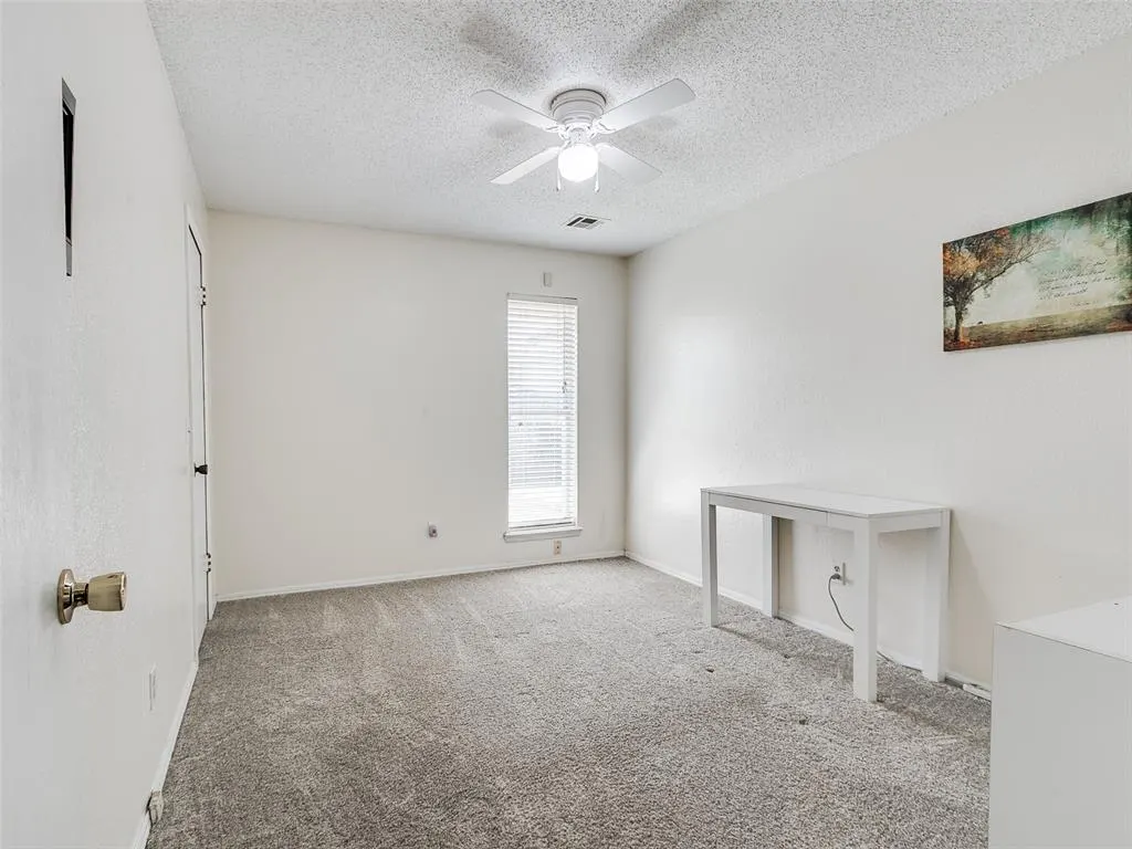 Photo 19 — 10134 Southridge Drive, Oklahoma City, OK 73159