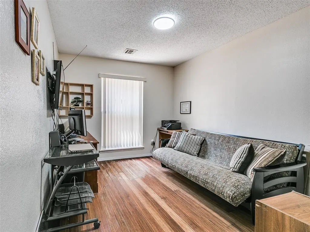 Photo 21 — 10134 Southridge Drive, Oklahoma City, OK 73159