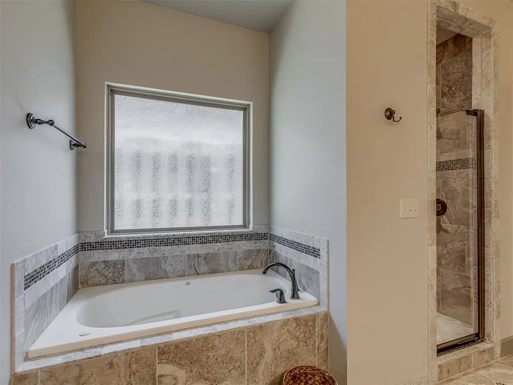Photo 30 — 2541 Riven Rock Road, Edmond, OK 73034