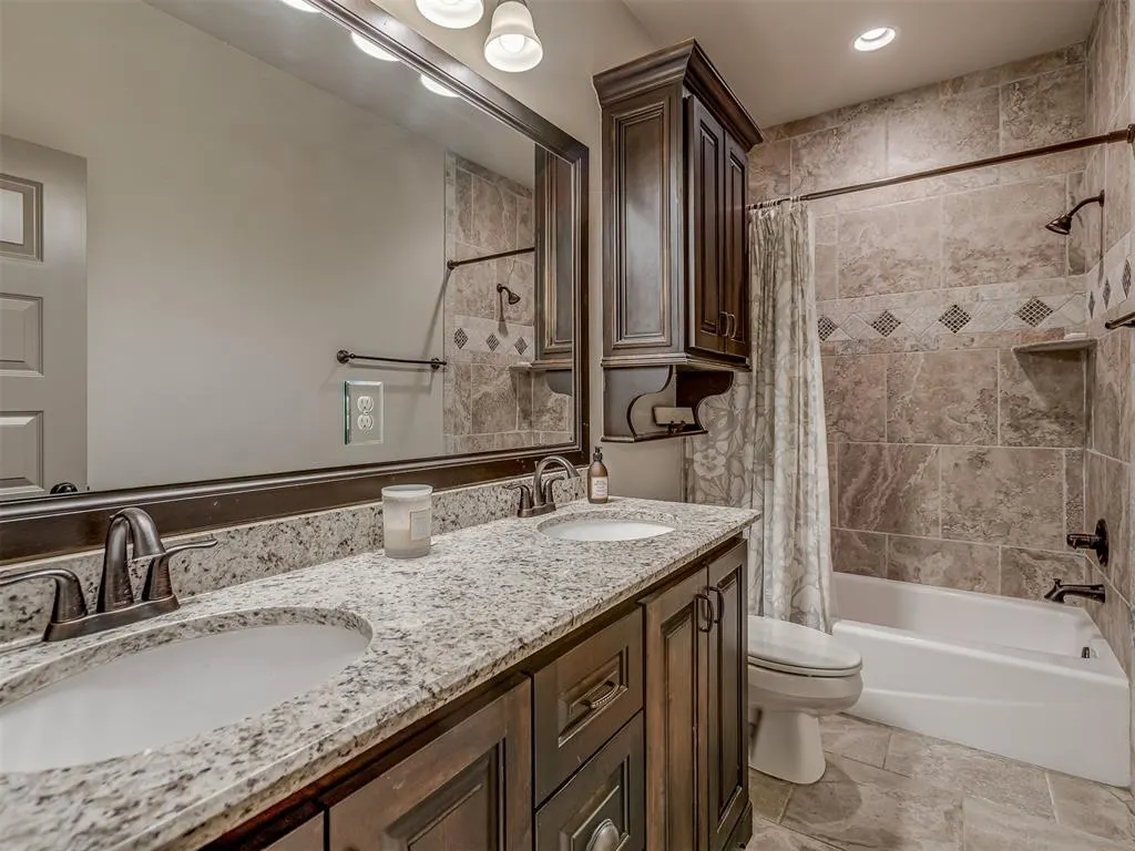 Photo 10 — 2541 Riven Rock Road, Edmond, OK 73034