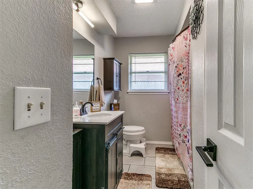 Photo 28 — 9209 S Hillcrest Drive, Oklahoma City, OK 73159
