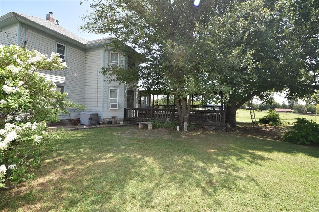 Photo 4 — 330 S Academy Road, Guthrie, OK 73044