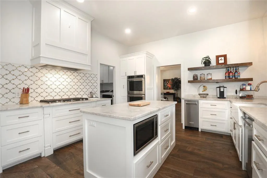 Photo 4 — 9412 SW 32nd Terrace, Oklahoma City, OK 73179