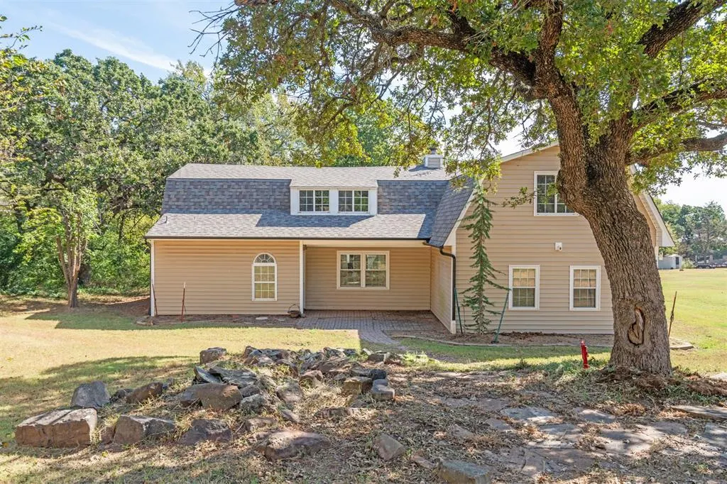 Photo 2 — 200 N Cedar Mountain Avenue, Edmond, OK 73034