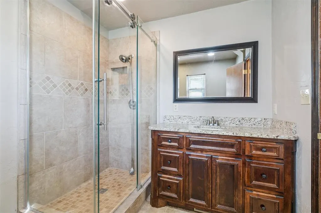 Photo 13 — 200 N Cedar Mountain Avenue, Edmond, OK 73034