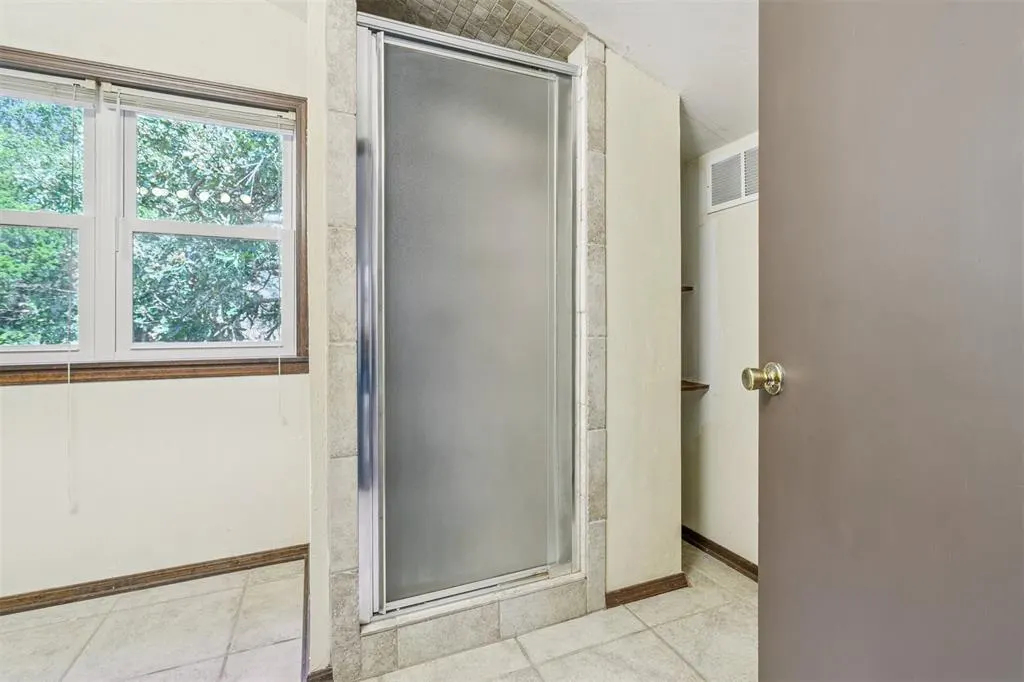Photo 16 — 200 N Cedar Mountain Avenue, Edmond, OK 73034